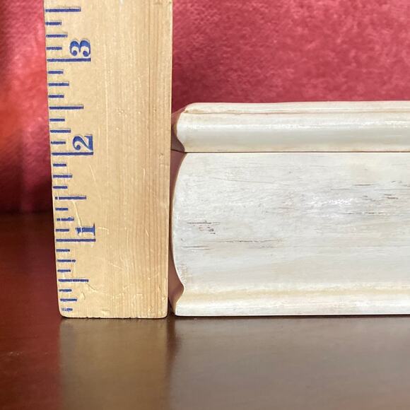 Sankyo Musical Jewelry Box Plays Wind Beneath my Wings Mother's Day Gift Mom GUC - Picture 10 of 12